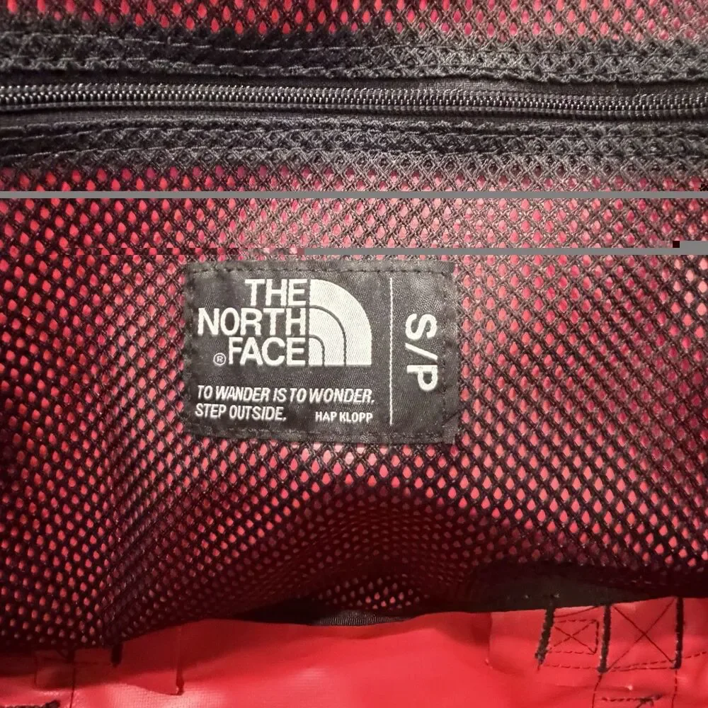 The North Face Small Base Camp Duffel 50L Carry-On Friendly Red/Black - NEW Read